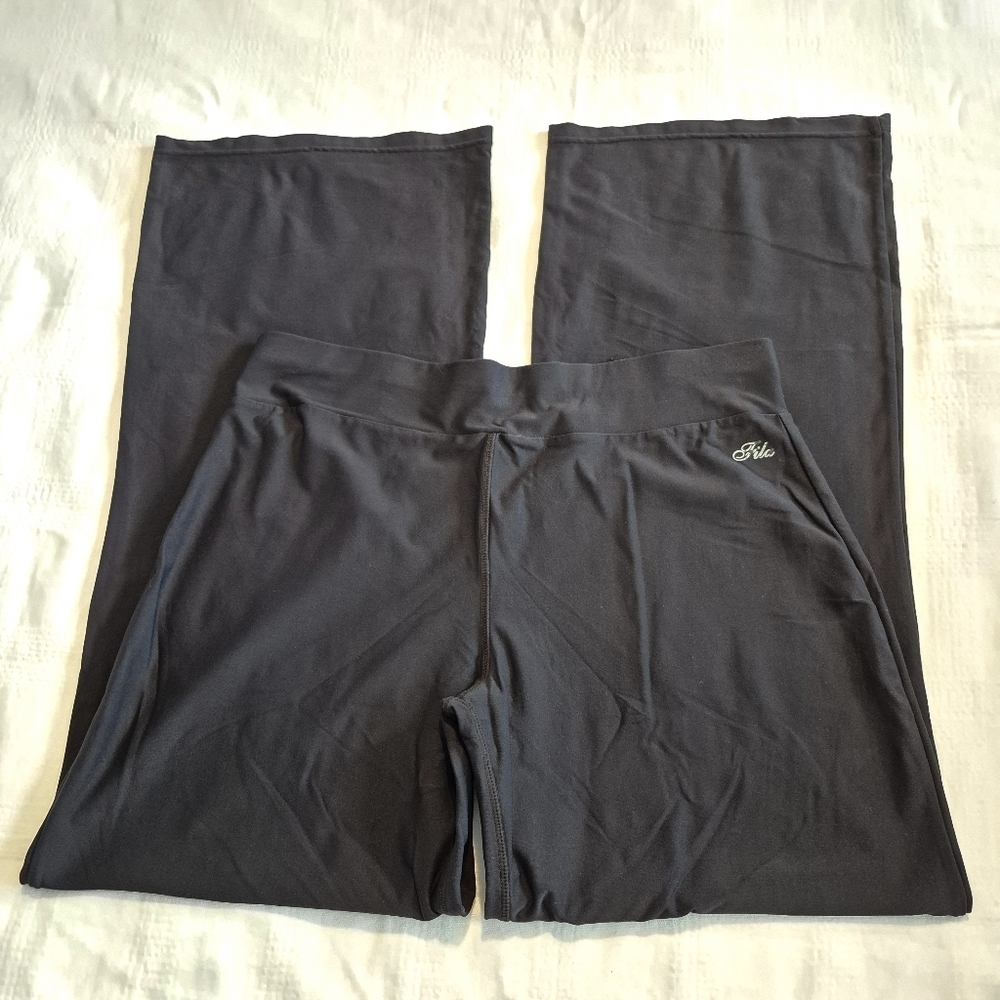 Fila women's Large wide leg pull on pants small defect on back of leg GUC - Picture 3 of 9